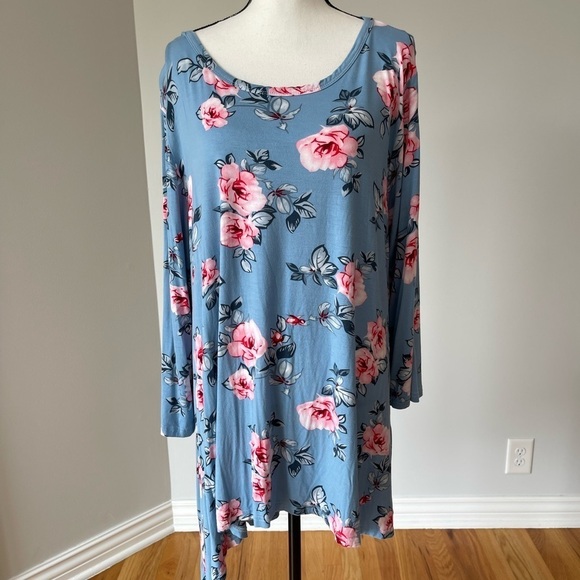 Larace plus size top size 4X floral top - Picture 1 of 12